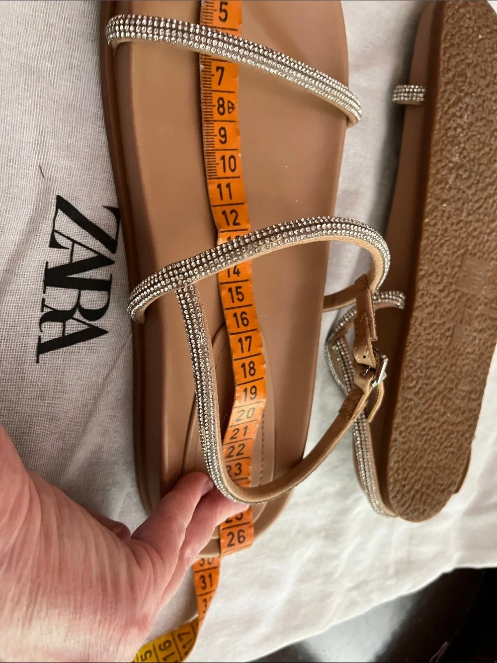 ZARA Tan Flat Sandals with Sparkling Straps size 8 but run 7.5 , brand new Spain - Picture 3 of 9